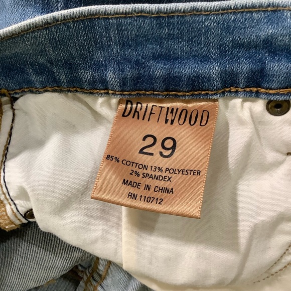 Driftwood Jackie Classic Fit Jeans Embroidered Floral - Picture 6 of 7